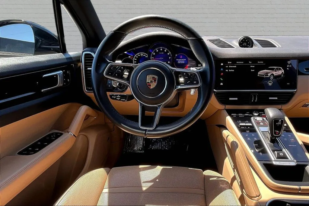 Porsche Cayenne photo 8