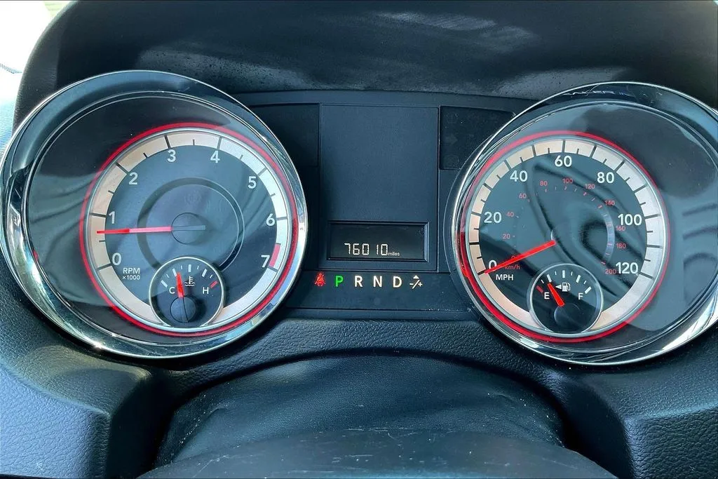 Dodge Grand Caravan photo 12