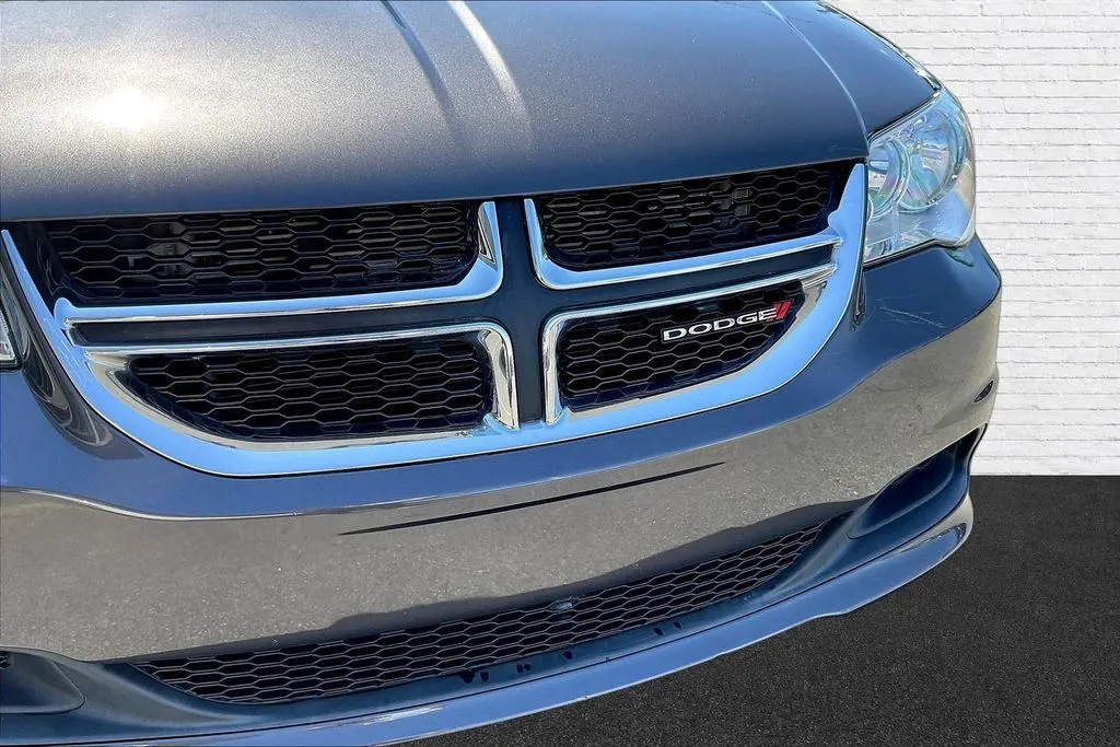 Dodge Grand Caravan photo 30