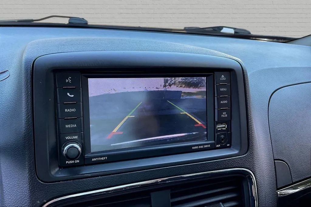 Dodge Grand Caravan photo 13