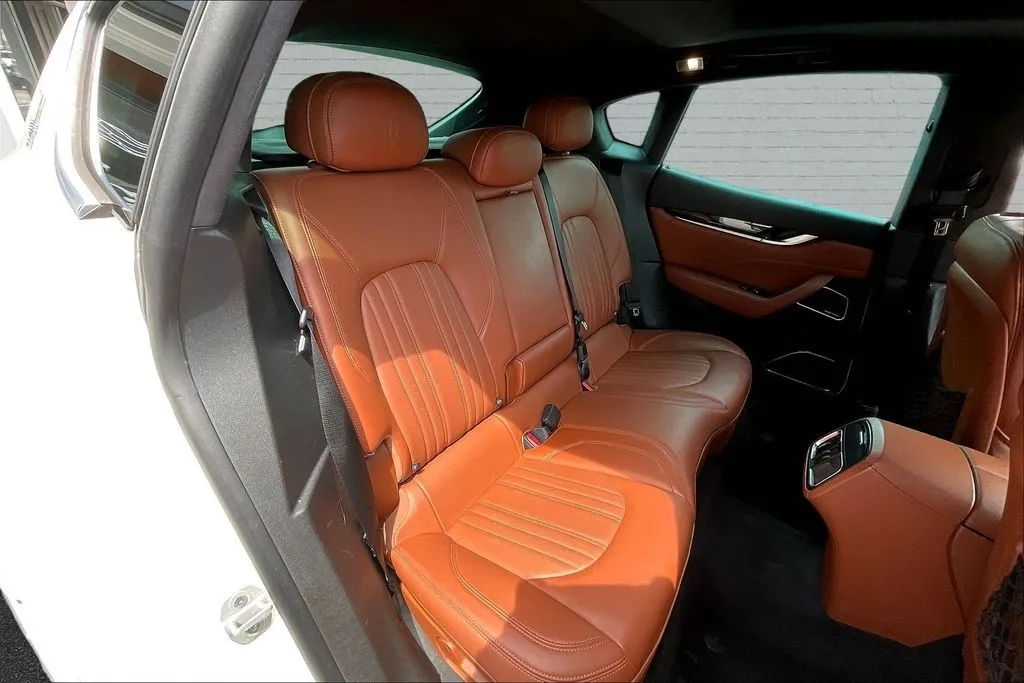 Maserati Levante photo 23