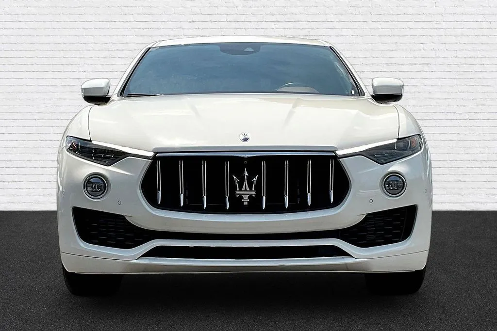Maserati Levante photo 2