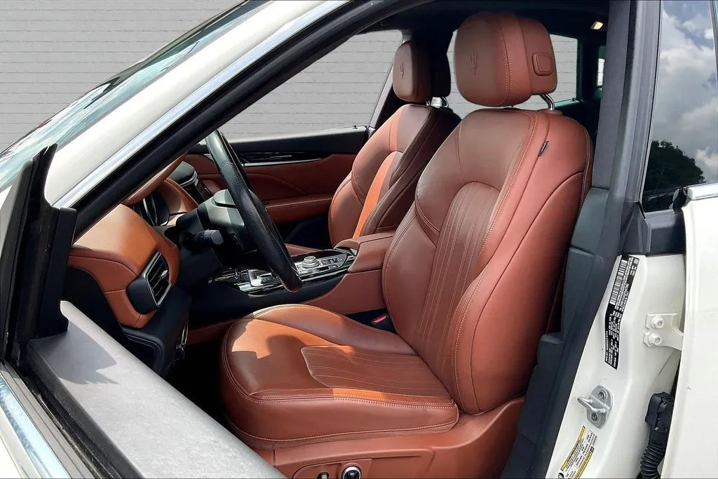 Maserati Levante photo 19