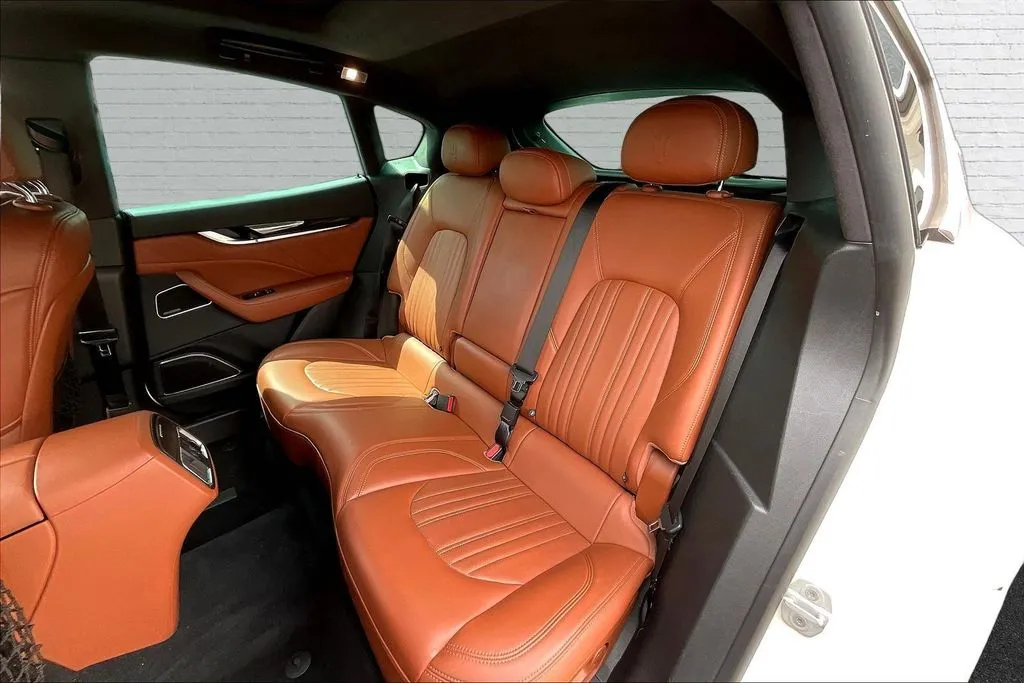 Maserati Levante photo 20