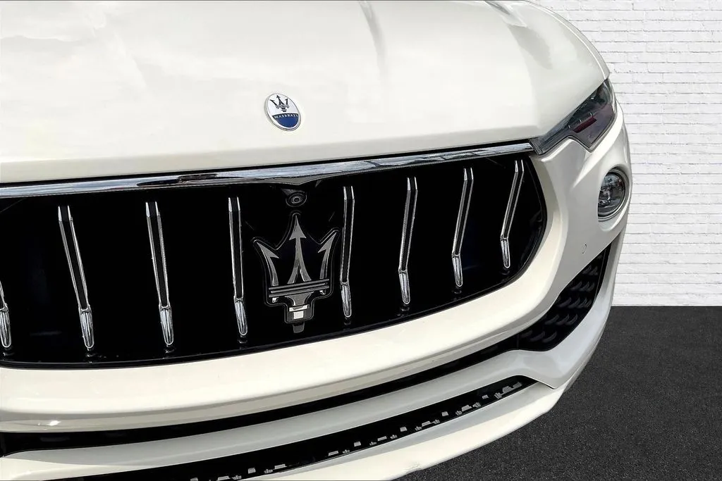 Maserati Levante photo 31