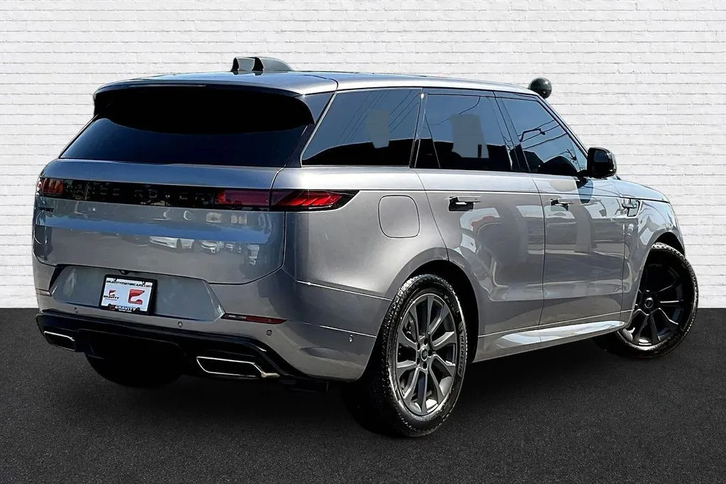 Land Rover Range Rover Sport photo 6