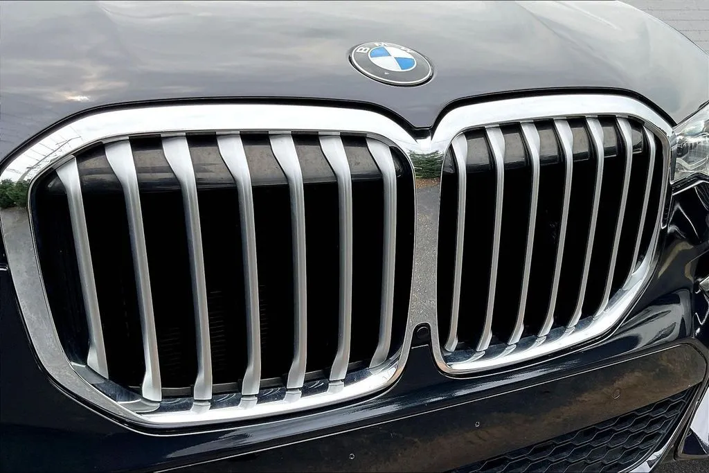 BMW X7 photo 31
