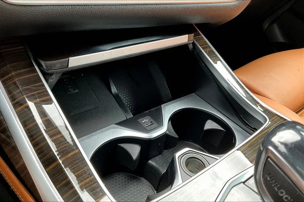 BMW X7 photo 15