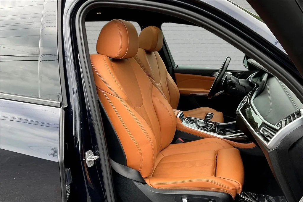BMW X7 photo 28