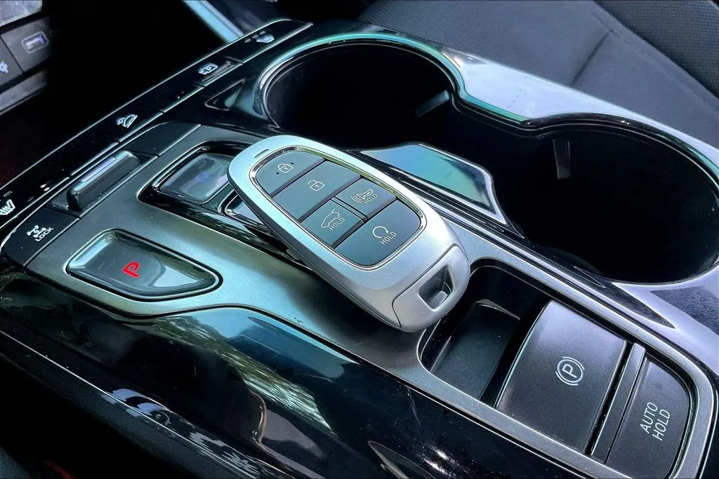 Hyundai Tucson Hybrid photo 33