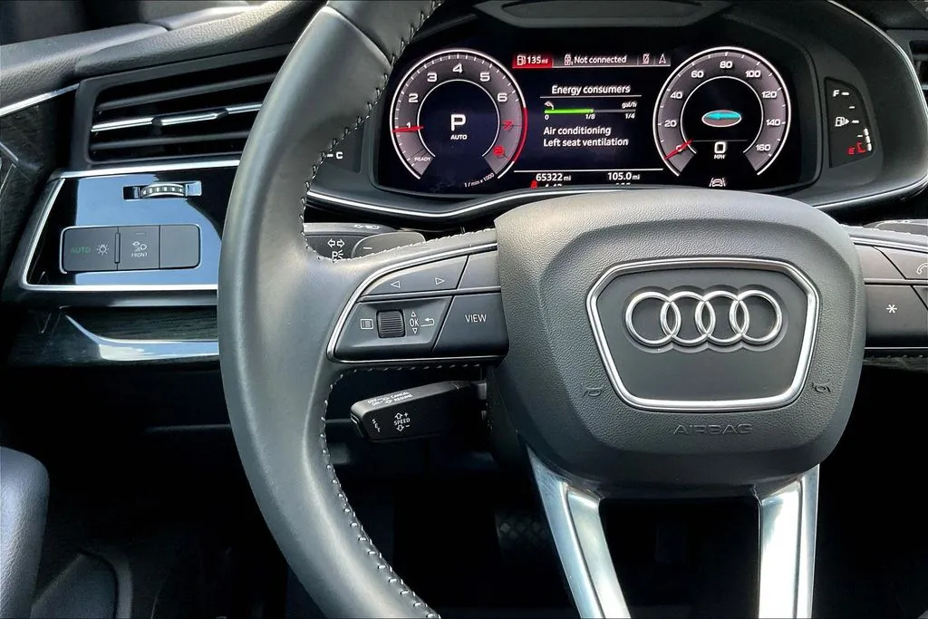 Audi Q8 photo 10