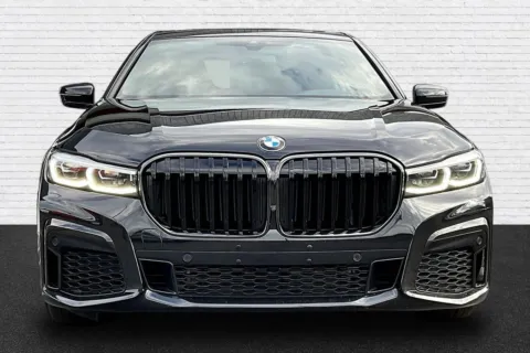 Photos of 2022 BMW 7 Series 740i for sale in Marietta, GA at Gravity Motor Cars