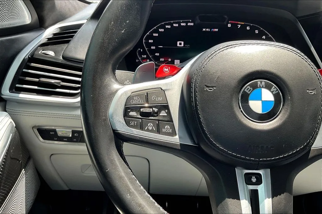BMW X6 M photo 11