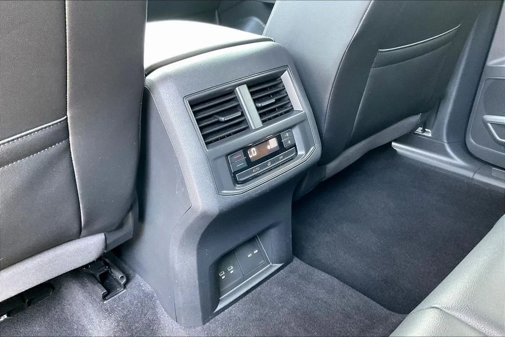 Volkswagen Atlas photo 7