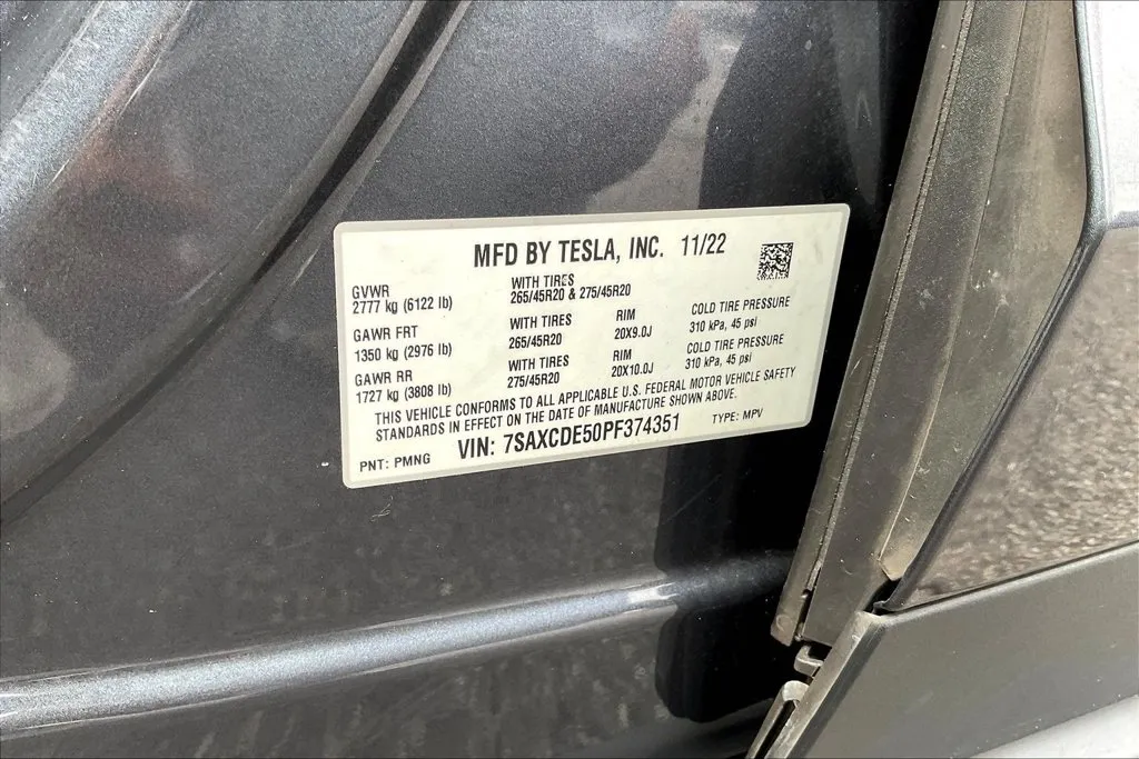 2023 Tesla Model X Long Range - Photo 10