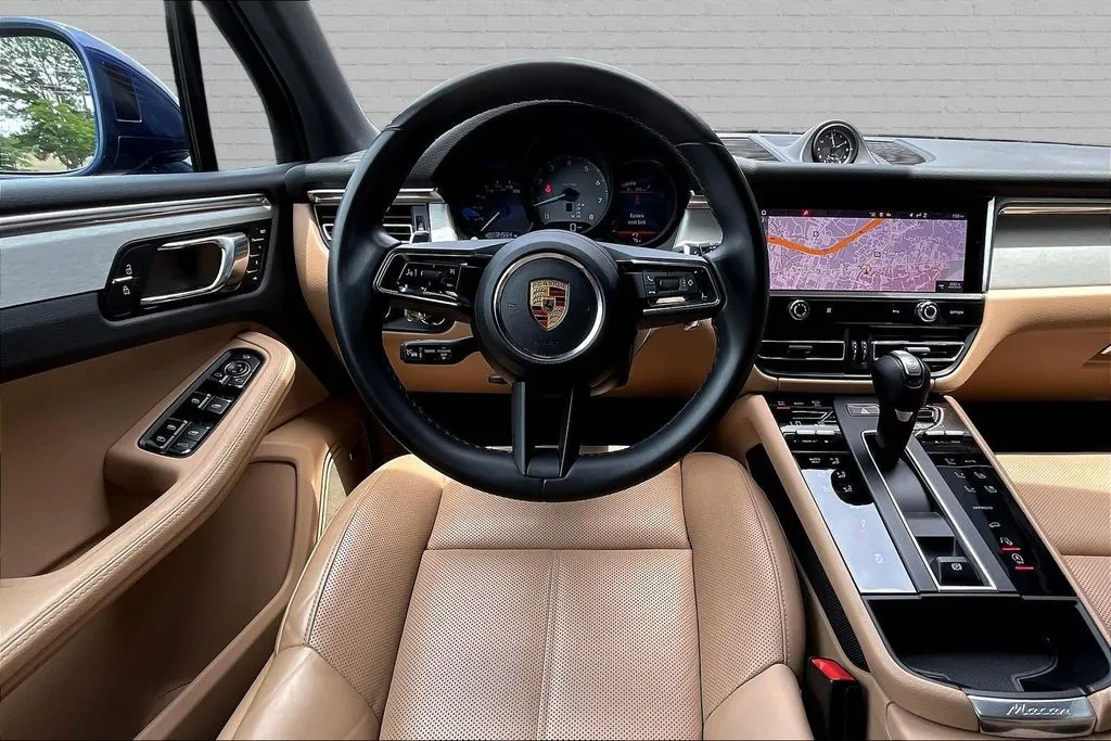 Porsche Macan photo 8