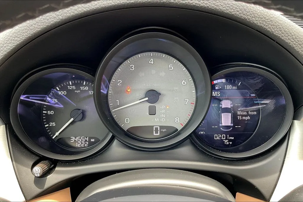 Porsche Macan photo 13