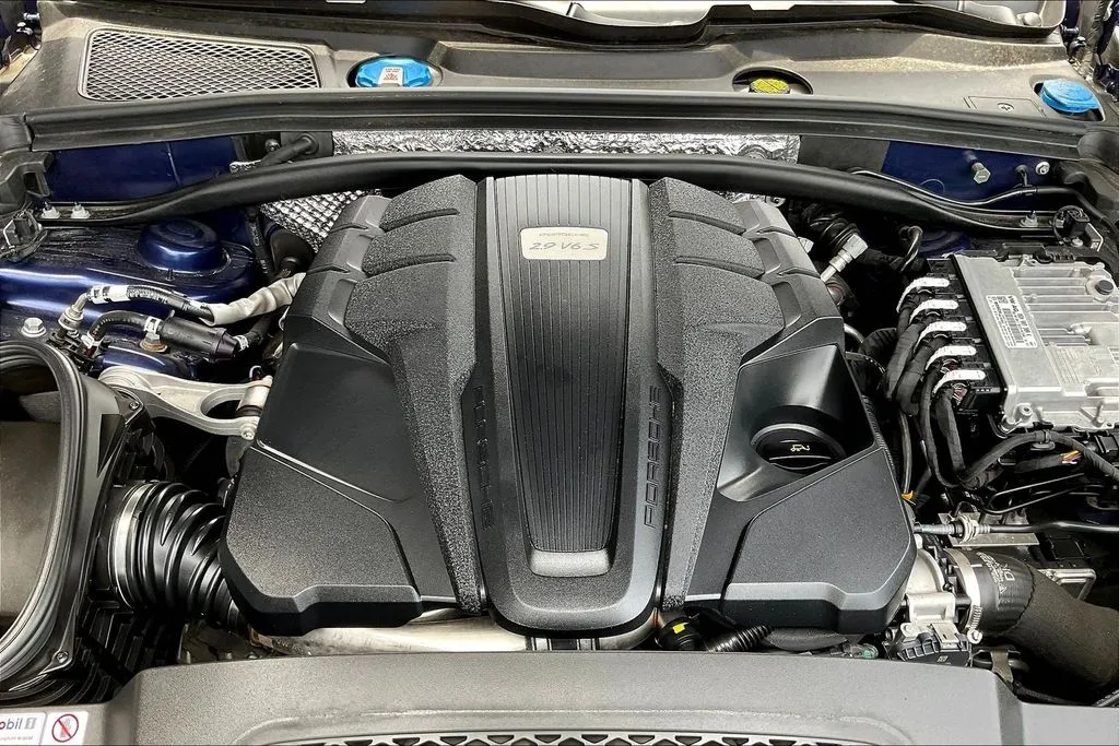 Porsche Macan photo 29