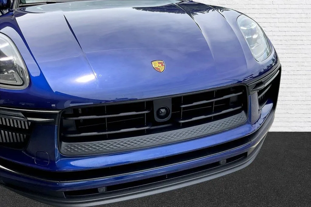 Porsche Macan photo 32