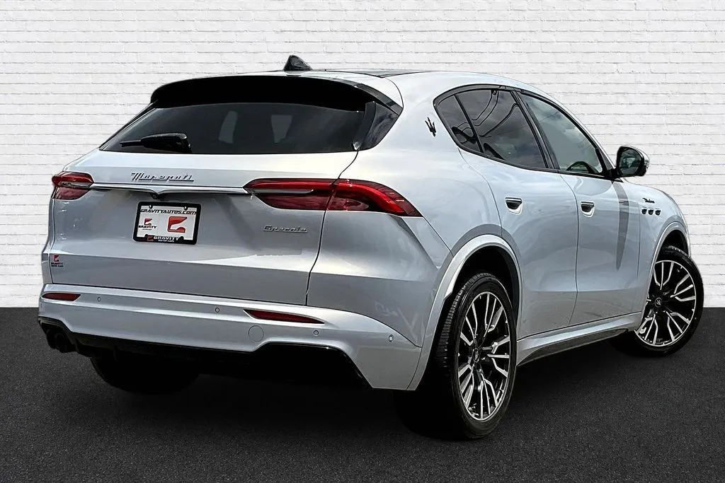 Maserati Grecale photo 6