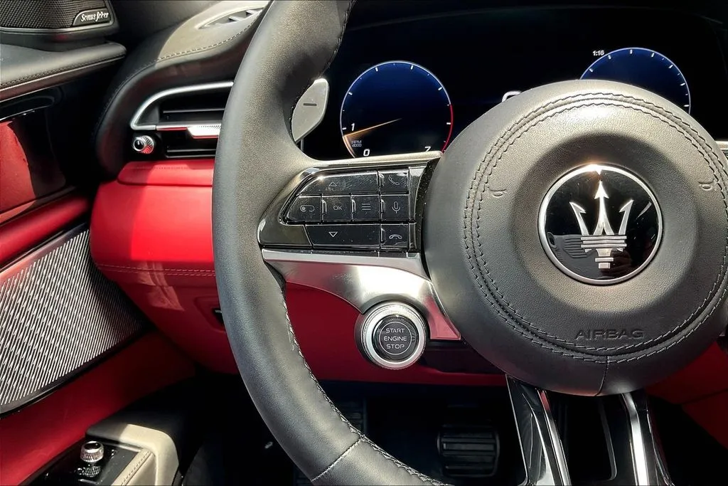 Maserati Grecale photo 11