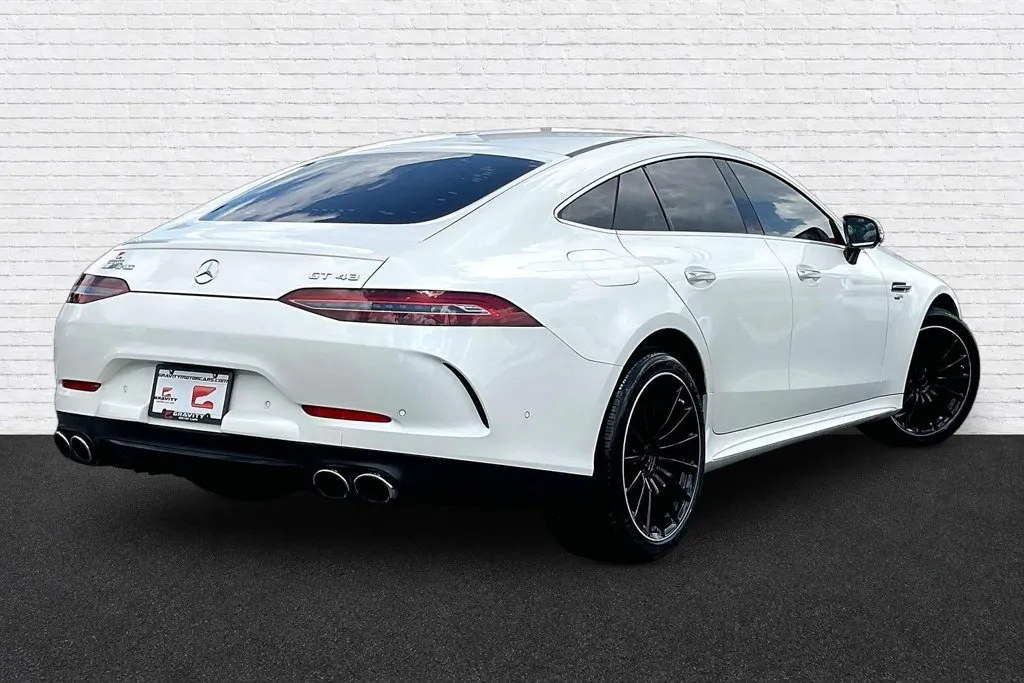 Mercedes-Benz AMG GT photo 6