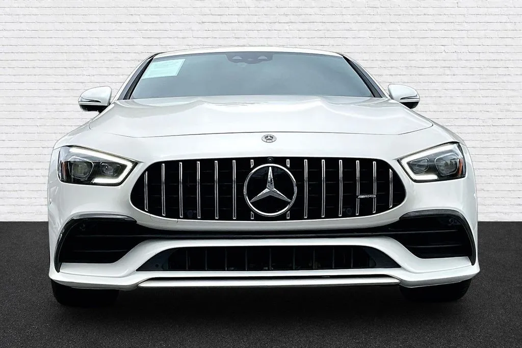 Mercedes-Benz AMG GT 43 photo 2