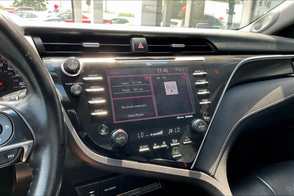 Toyota Camry photo 14