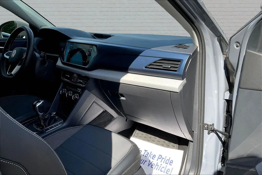 Volkswagen Taos photo 25