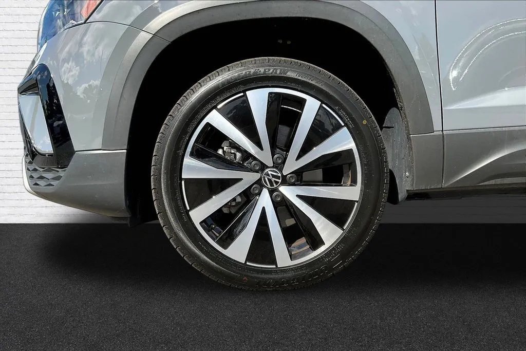 Volkswagen Taos photo 31