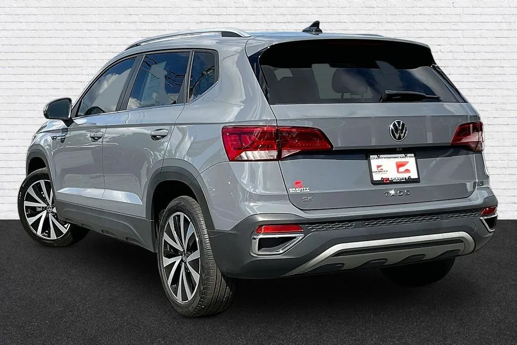 Volkswagen Taos photo 4
