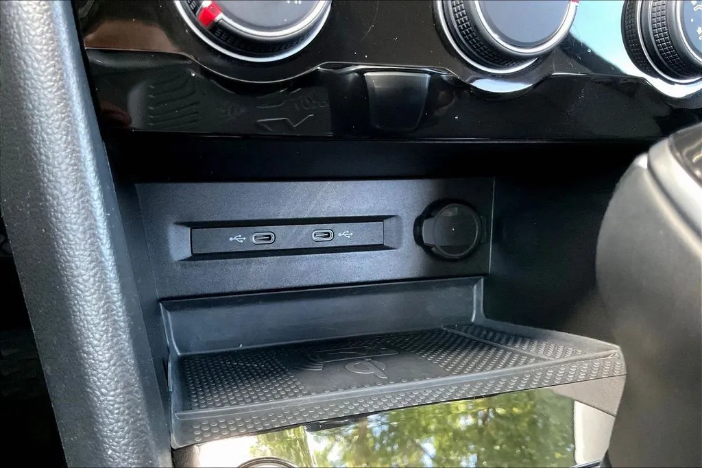 Volkswagen Taos photo 15