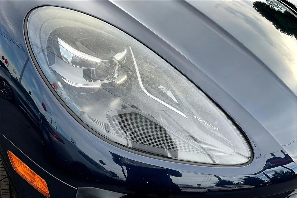 Porsche Macan photo 29