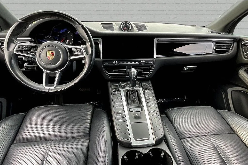Porsche Macan photo 7