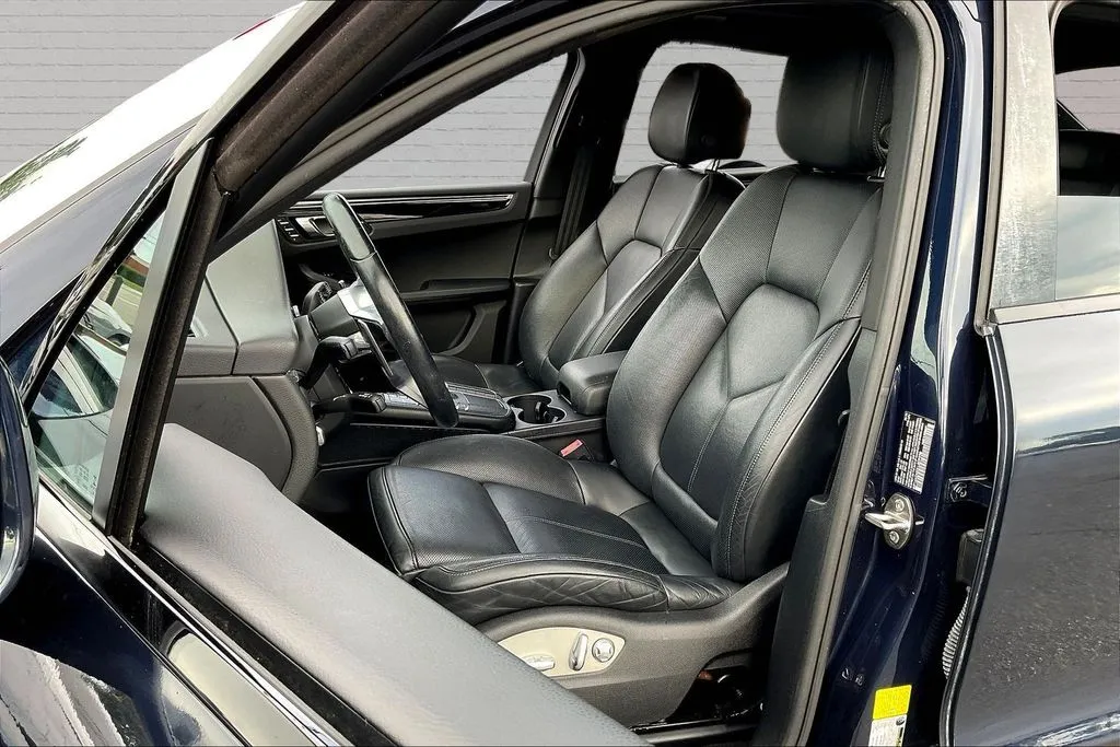 Porsche Macan photo 20