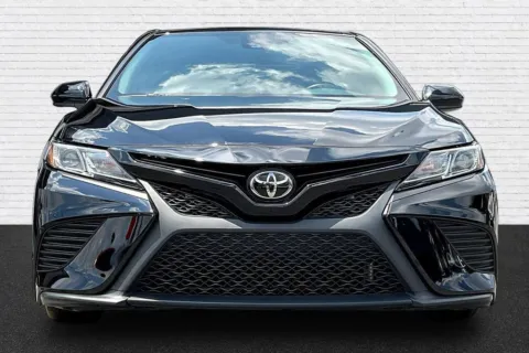 Photos of 2019 Toyota Camry SE for sale in Marietta, GA at Gravity Motor Cars