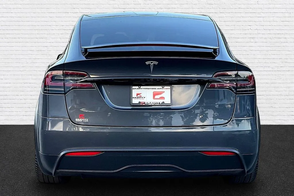 Tesla Model X photo 5