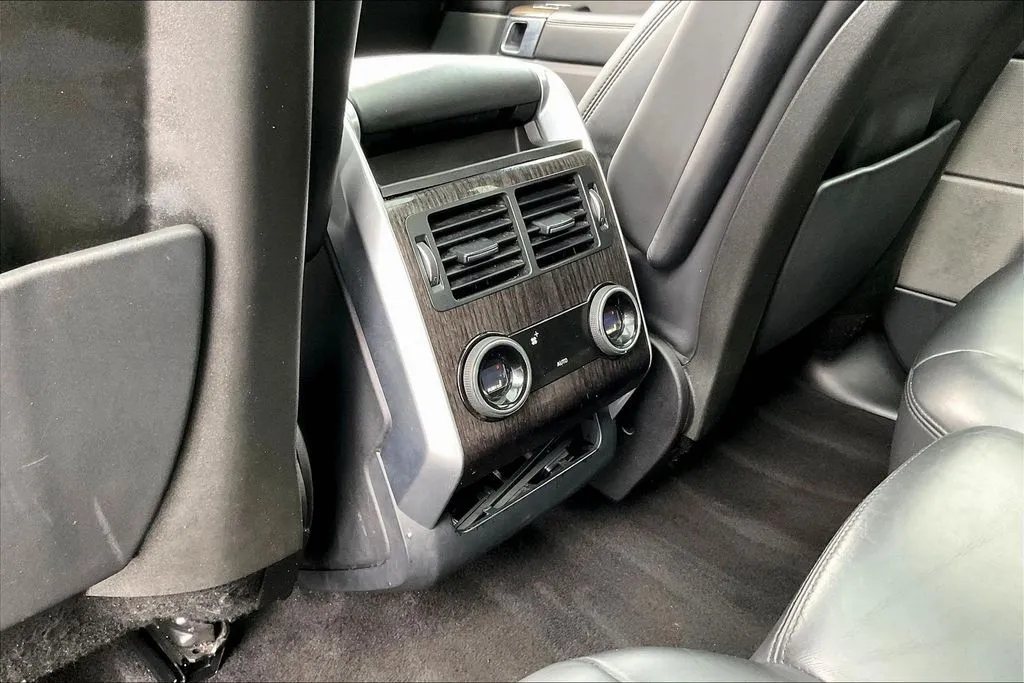 Land Rover Range Rover Sport photo 10