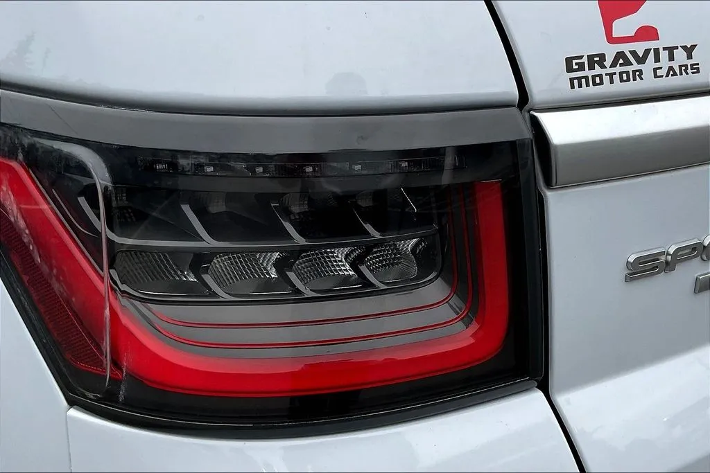 Land Rover Range Rover Sport photo 23