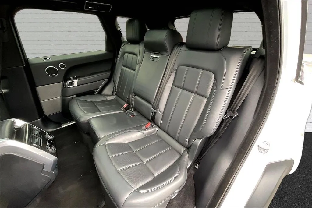 Land Rover Range Rover Sport photo 22