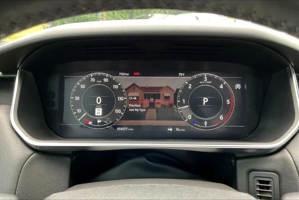 Land Rover Range Rover Sport photo 13
