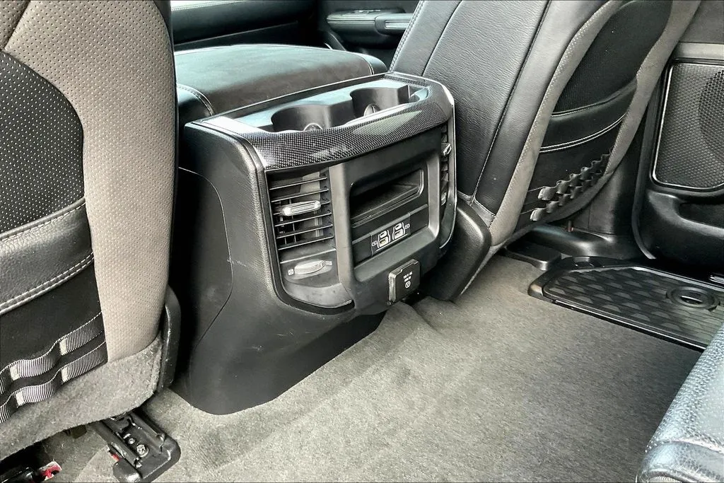 Ram 1500 photo 8