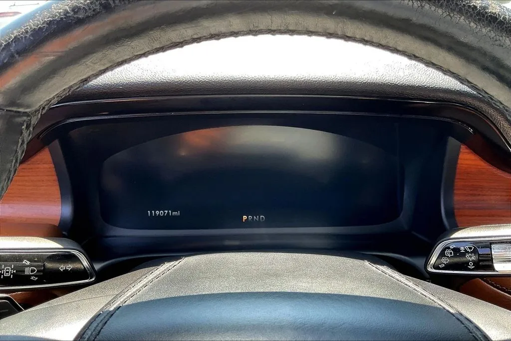 Lincoln Aviator photo 13