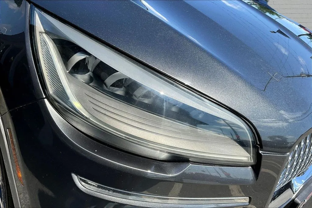 Lincoln Aviator photo 29