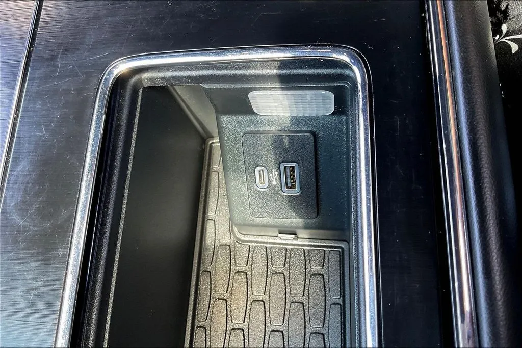 Lincoln Aviator photo 16