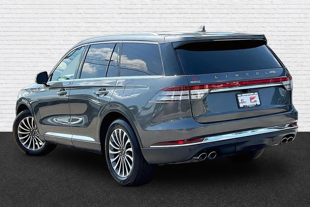 Lincoln Aviator photo 4