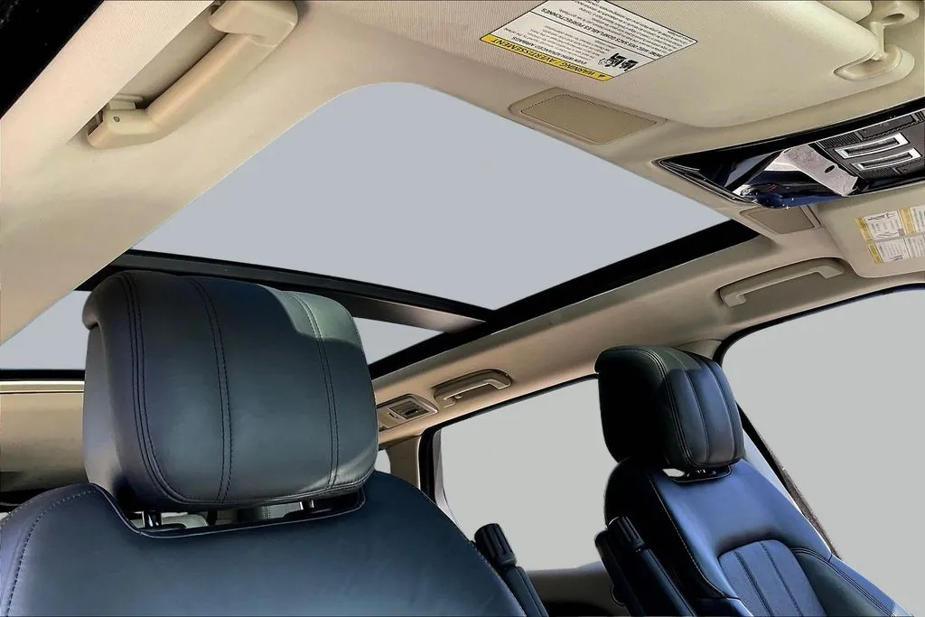 Land Rover Range Rover Sport photo 26