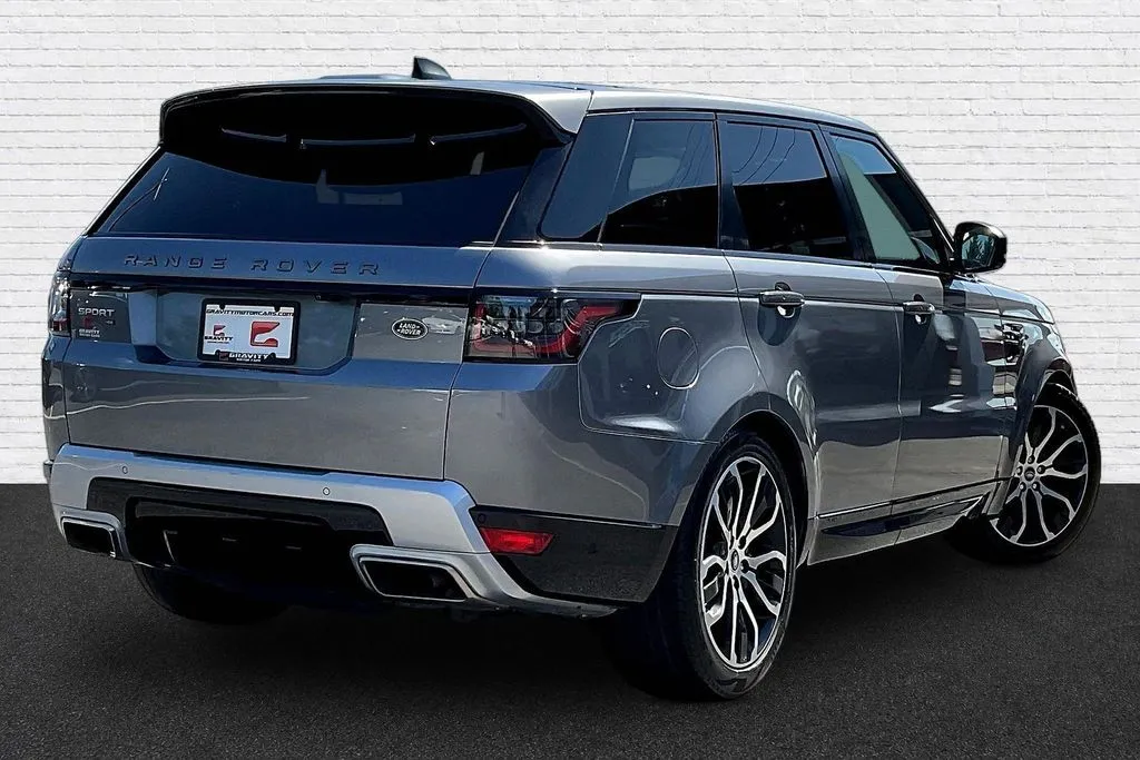 Land Rover Range Rover Sport photo 6