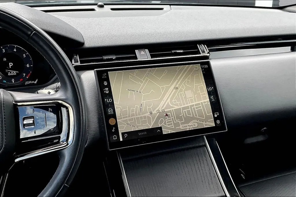 Land Rover Range Rover Velar photo 9