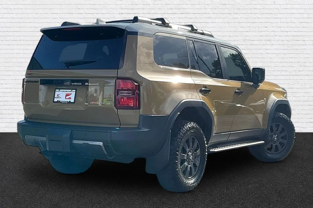Toyota Land Cruiser photo 6